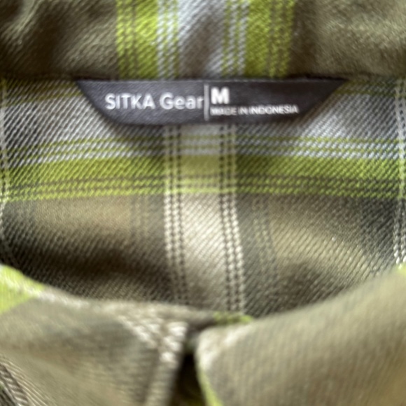 SITKA Gear. Riser Work Shirt. Size Medium. - Picture 7 of 8